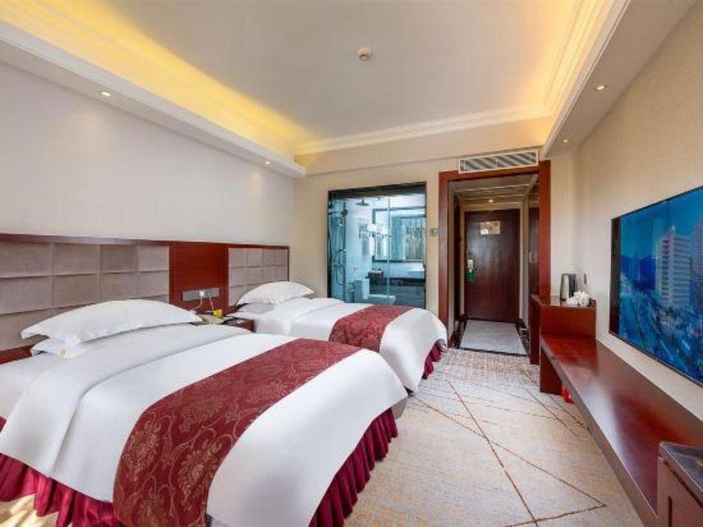 Overseas Chinese Hotel Джухай Екстериор снимка